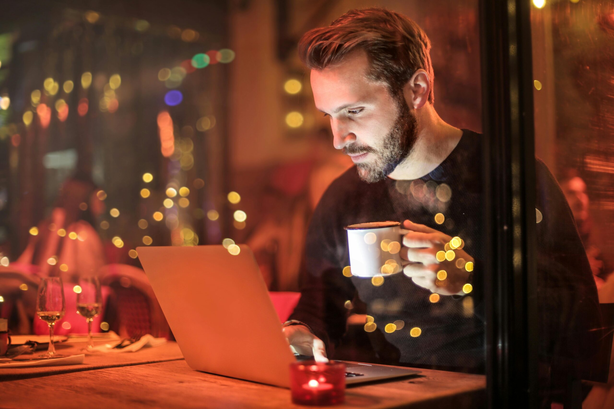 Jak poderwać dziewczynę przez Internet?